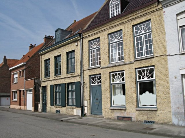 32/58. Bergues. Maison de Line Renaud dans Bienvenue chez les Ch'tis. Jeu 23.04.2009 - 11:42.