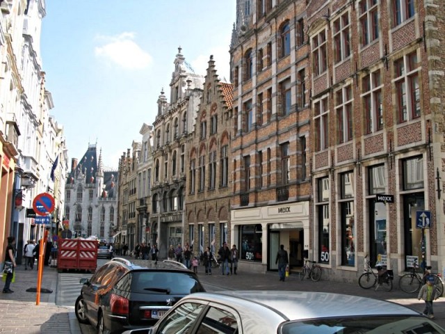 10/78. Une rue de Bruges. Ven 24.04.2009 - 12:00.