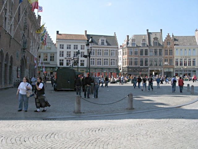 28/78. Bruges. Place de Bruges. Ven 24.04.2009 - 12:58.