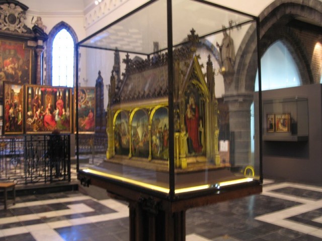 14/19. Bruges. La châsse de Sainte-Ursule par Hans Memling, 1489. Sam 25.04.2009 - 10:35.