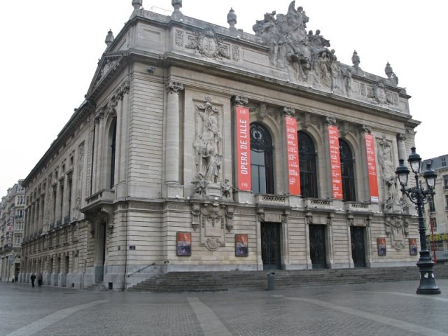 2/71. L'opéra de Lille. Dim 26.04.2009 - 10:33.