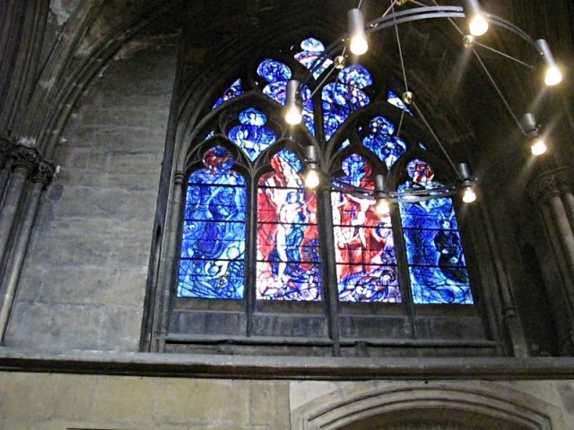 22/56. Metz. Cathédrale. Quelques pages de la Bible, par Chagall. Ven 01.05.2009 - 10:33.