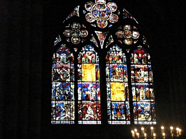6/31. Strasbourg. Cathédrale Notre-Dame. Les vitraux. Sam 02.05.2009 - 09:59.