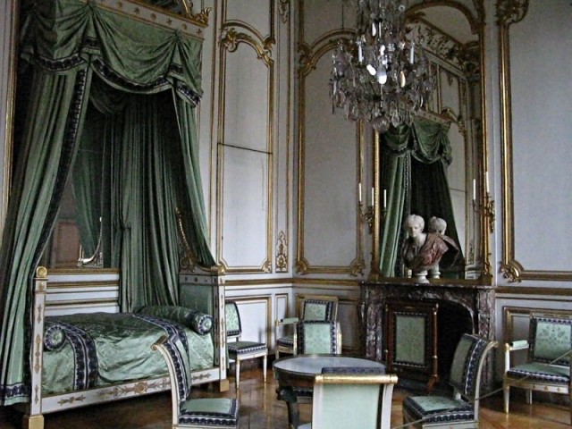 51/58. Strasbourg. Musée des Arts décoratifs. Chambre à coucher de Napoléon 1er. Sam 2/5/2009. 14:23.