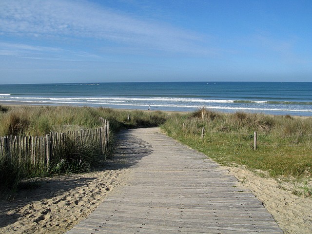 11/16. Pen er Malo. L'accès à la plage. 11.05.2011, 09:52.
