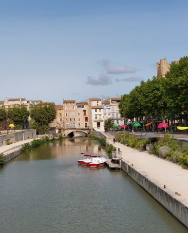 1/23. Narbonne. Canal de jonction et Robine. © Pho Tos. Mer 30.08.2023.