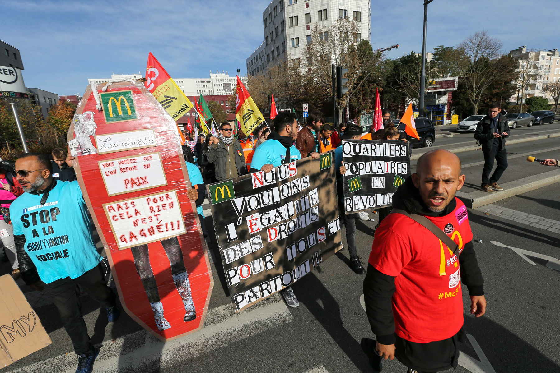 Manifestation devant le siège de McDonald’s France. © Michel Stoupak. Mar 23.10.2018, 0h20m10.