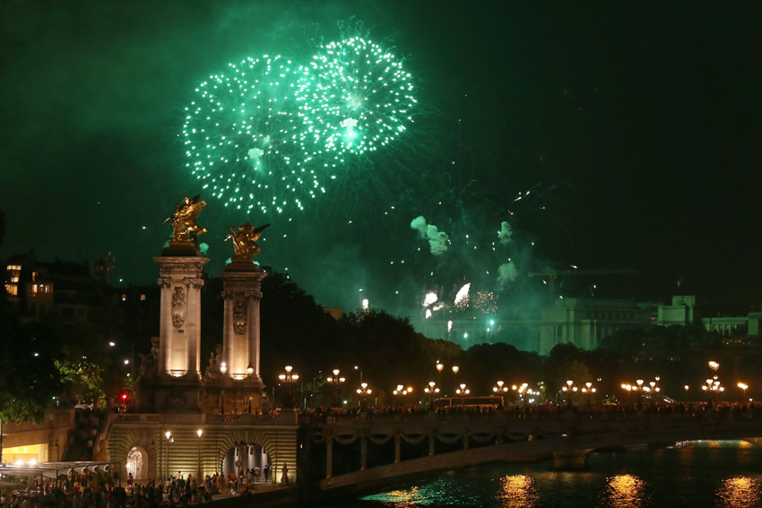 1/18. Feu d’artifice : Paris fête la République. © Michel Stoupak. Dim 14.07.2013, 23h07m35.
