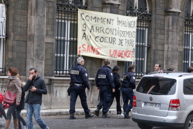8/9. Paris : imbroglio autour de la fermeture des urgences de l’Hôtel-Dieu. © Michel Stoupak. Ven 01.11.2013, 17h02m03.