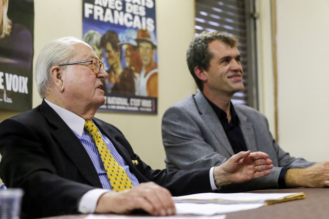 4/9. Municipales : Jean-Marie Le Pen lance la campagne frontiste. © Michel Stoupak. Jeu 07.11.2013, 16h52m06.
