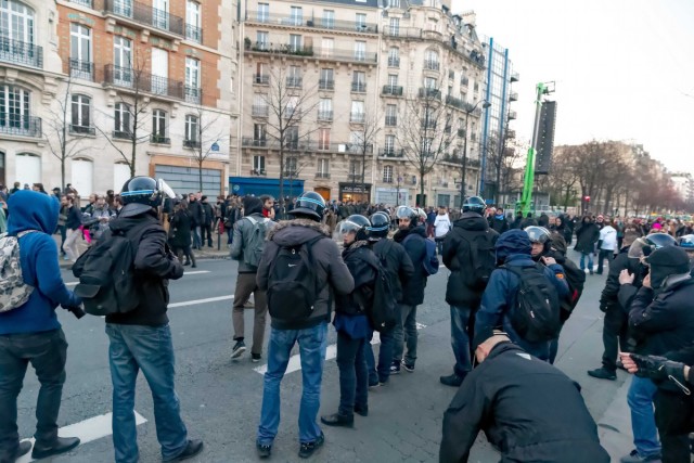 02.02.2014. 1.500 policiers mobilisés pour encadrer la Manif pour tous