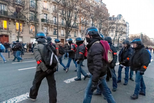 02.02.2014. 1.500 policiers mobilisés pour encadrer la Manif pour tous