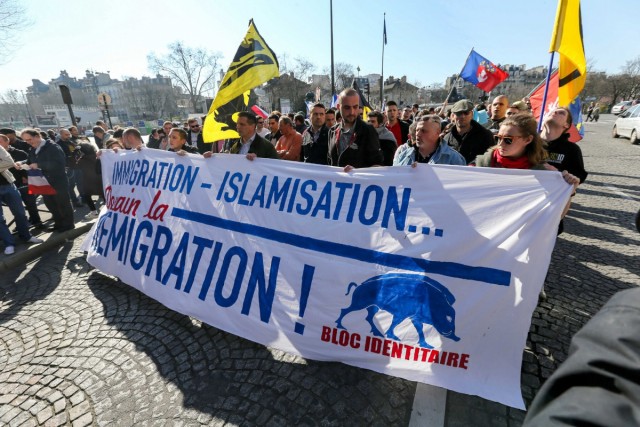 09.03.2014. Paris : manifestation contre l’immigration et l’islamisation