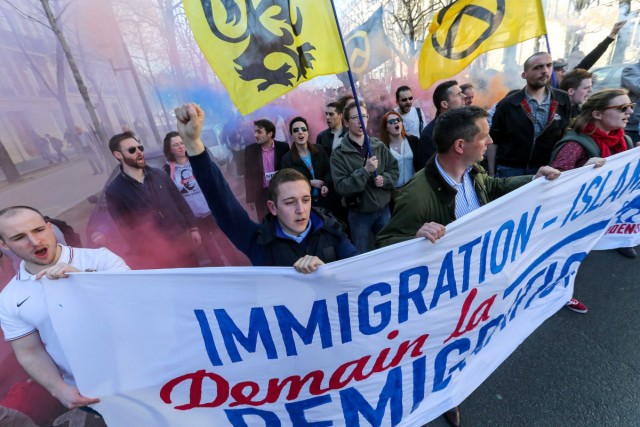 09.03.2014. Paris : manifestation contre l’immigration et l’islamisation
