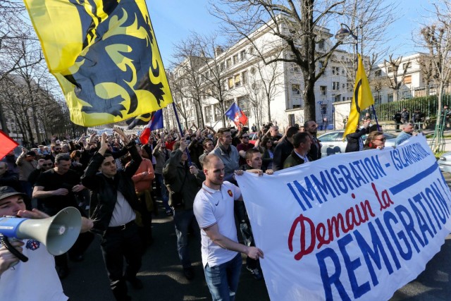 09.03.2014. Paris : manifestation contre l’immigration et l’islamisation