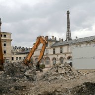 19.04.2014. Le siège de Météo France fait place à une future église orthodoxe