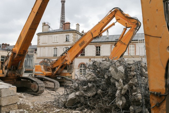 19.04.2014. Le siège de Météo France fait place à une future église orthodoxe