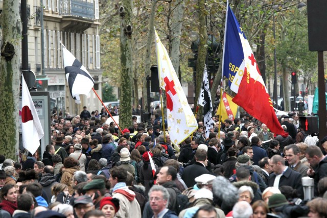 01/27. L’Institut Civitas mobilise contre le mariage homosexuel. © Photo Michel Stoupak. Dim 18.11.2012.