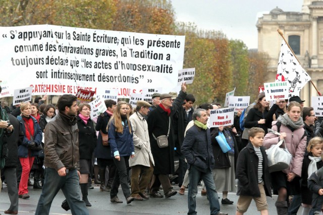 05/27. L’Institut Civitas mobilise contre le mariage homosexuel. © Photo Michel Stoupak. Dim 18.11.2012.