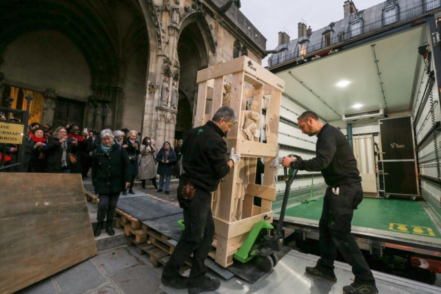 15.11.2024. Notre-Dame : des milliers de Parisiens ont raccompagné la « Vierge du Pilier »