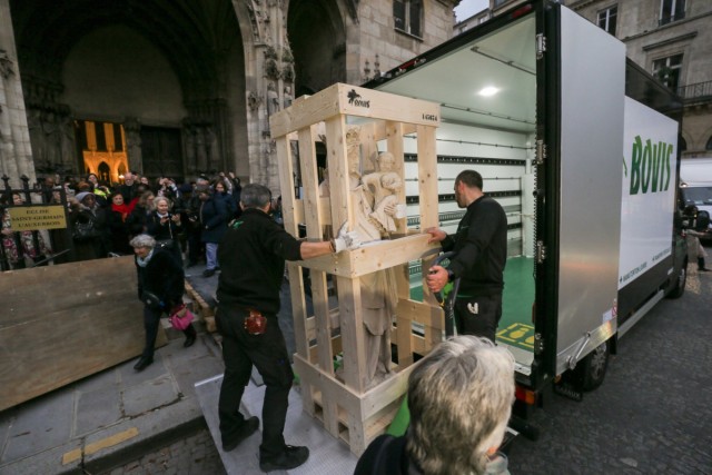 15.11.2024. Notre-Dame : des milliers de Parisiens ont raccompagné la « Vierge du Pilier »