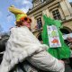 2/42. 13h30m43. Dim 02.03.2014. Défilé du Carnaval dans les rues de Paris. © Michel Stoupak.
