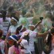 13/54. 11h49m48. Dim 13.04.2014. Paris Color Run. © Michel Stoupak.