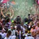16/54. 11h5?m??. Dim 13.04.2014. Paris Color Run. © Michel Stoupak.