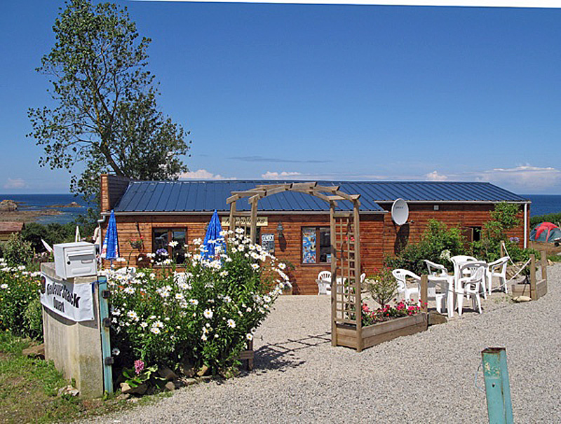 1/2. Poul-Rodou : le bar du camping. Ven 20.07.2007, 15:03. 1/2. Poul-Rodou : le bar du camping. Ven 20.07.2007, 15:03.