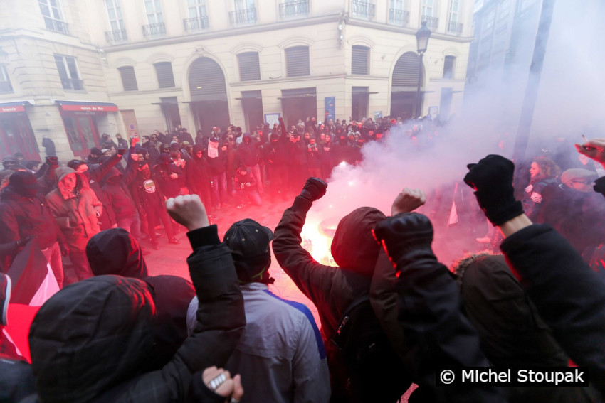 1/26. 16h50m56. Dim 09.02.2014. Les « antifas » défilent contre le fascisme et l’homophobie. © Michel Stoupak. 1/26. 16h50m56. Dim 09.02.2014. Les « antifas » défilent contre le fascisme et l’homophobie. © Michel Stoupak.