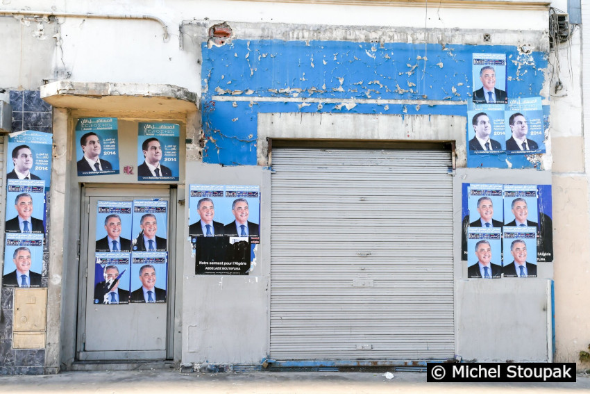 1/18. 18h36m07. Mer 16.04.2014. Paris : la campagne présidentielle algérienne s’affiche. © Michel Stoupak. 1/18. 18h36m07. Mer 16.04.2014. Paris : la campagne présidentielle algérienne s’affiche. © Michel Stoupak.