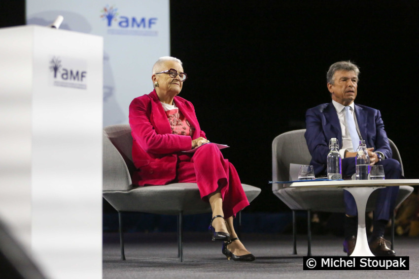 1/11. 10h26m54. Mer 20.11.2024. Françoise Gatel (G), chargée de la Ruralité, du Commerce et de l’Artisanat. © Michel Stoupak.